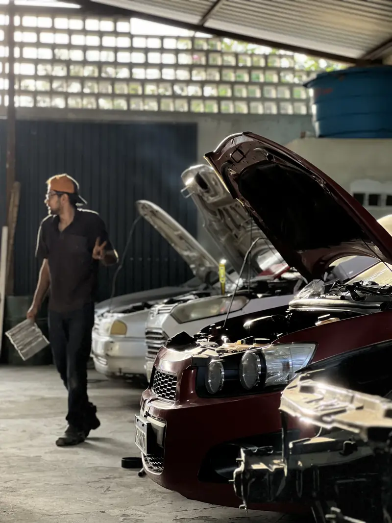 Oficina GTech com carros prontos